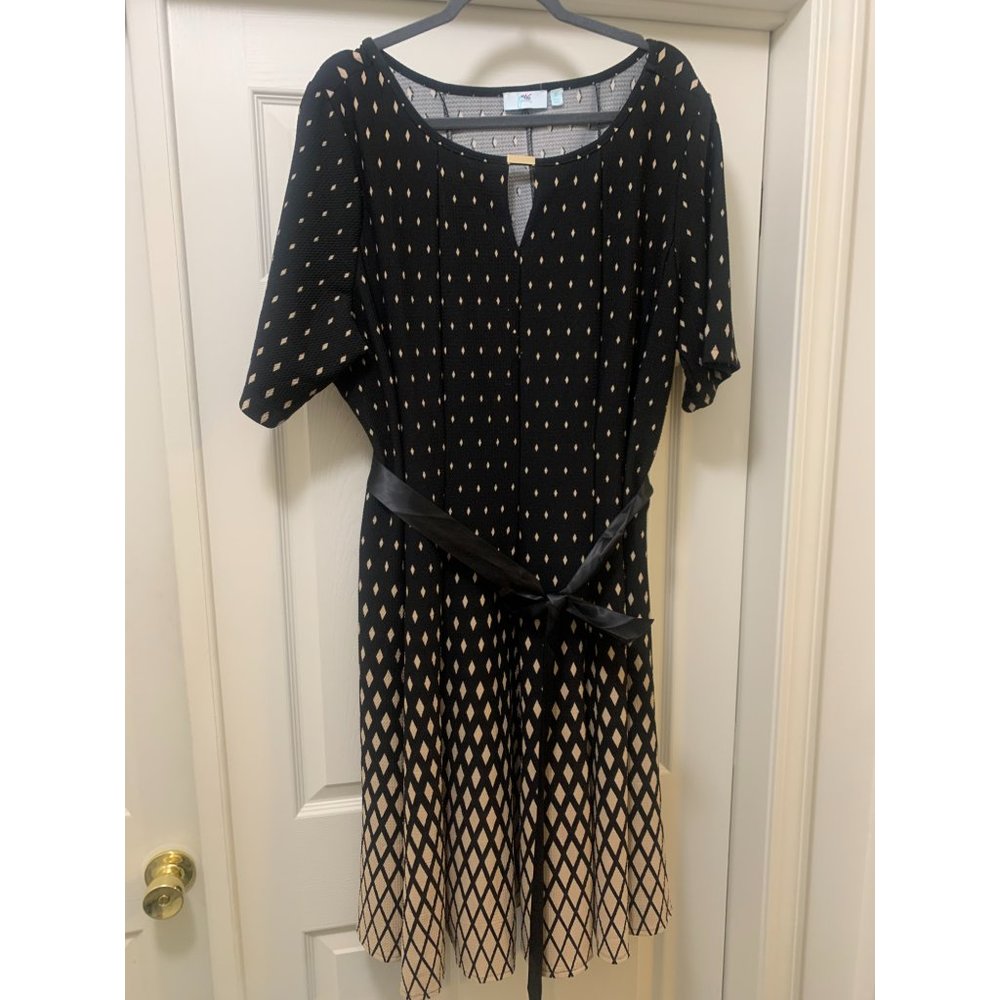 Black & Tan Short Sleeve Tie Waist Dress 3X